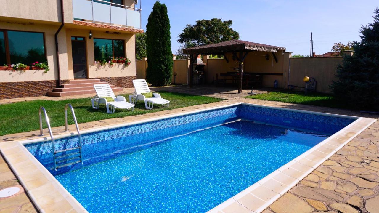 Вила Ваня - Villa Vania บุลกาเรโว ภายนอก รูปภาพ