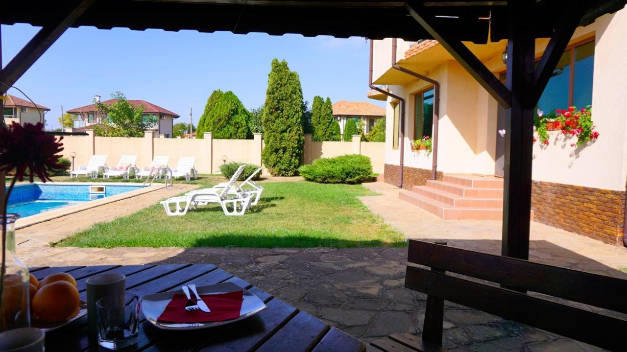 Вила Ваня - Villa Vania บุลกาเรโว ภายนอก รูปภาพ